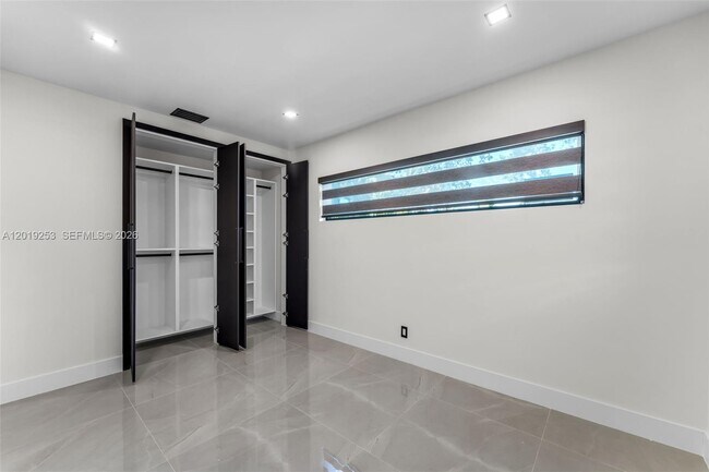 Building Photo - 7920 SW 132nd St