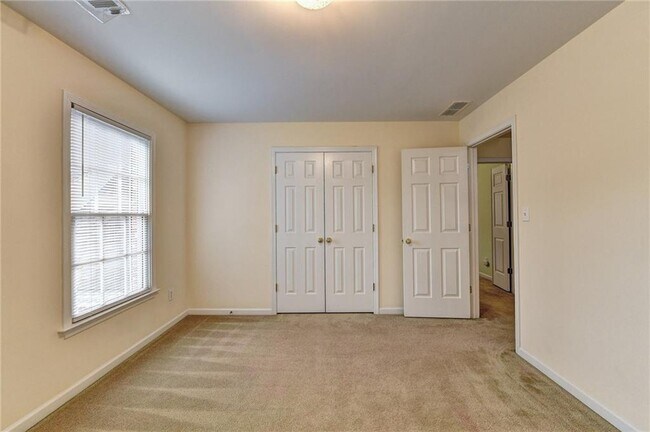 Building Photo - 3615 Ansley Park Dr