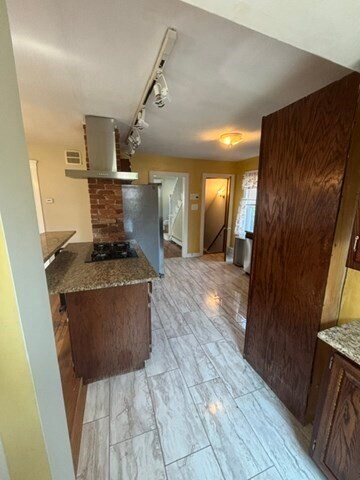 Building Photo - 40 Bellvale St