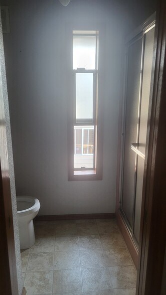 Building Photo - 3827 Nassau Ave NE