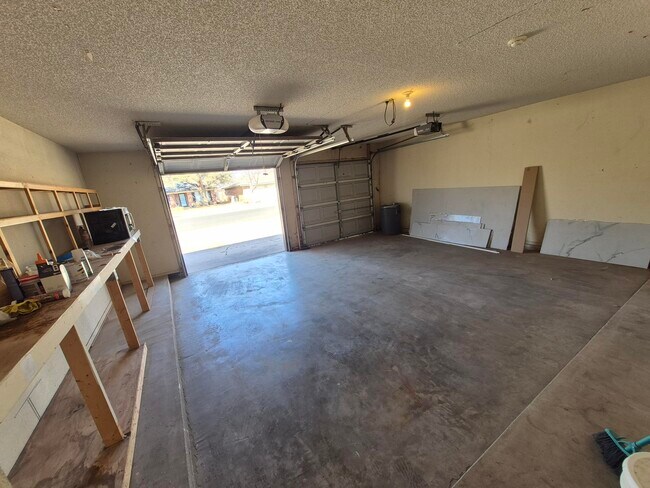 Building Photo - 5209 95th St