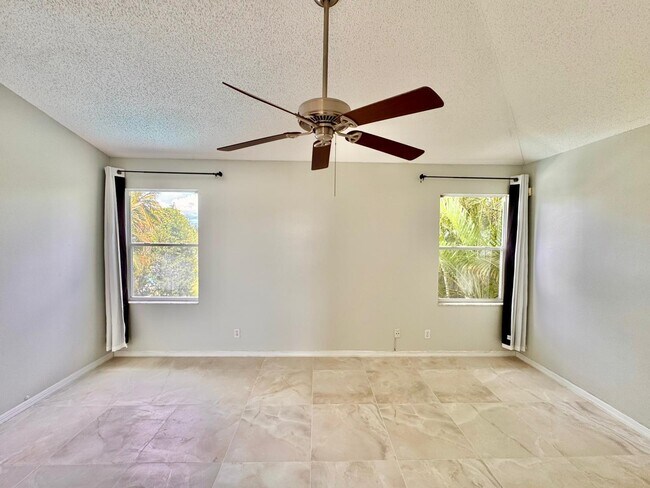 Building Photo - 2698 Linkside Dr