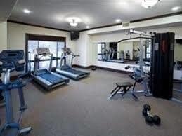 Building Photo - Absolutely Stunning Home in Fabulous Pavilions Place Community