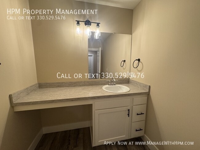 Building Photo - 5139 13th St SW