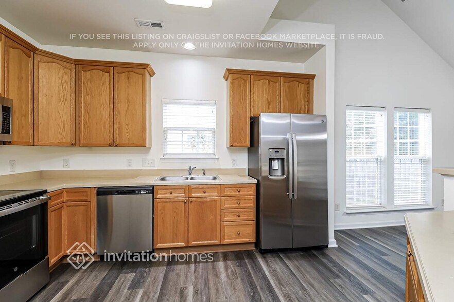 Building Photo - 8830 Hadco Ln