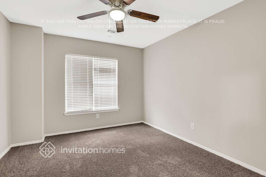 Building Photo - 1521 Green Oak Cir NW