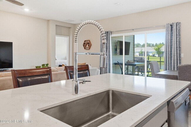 Building Photo - 75435 Sunberry Dr