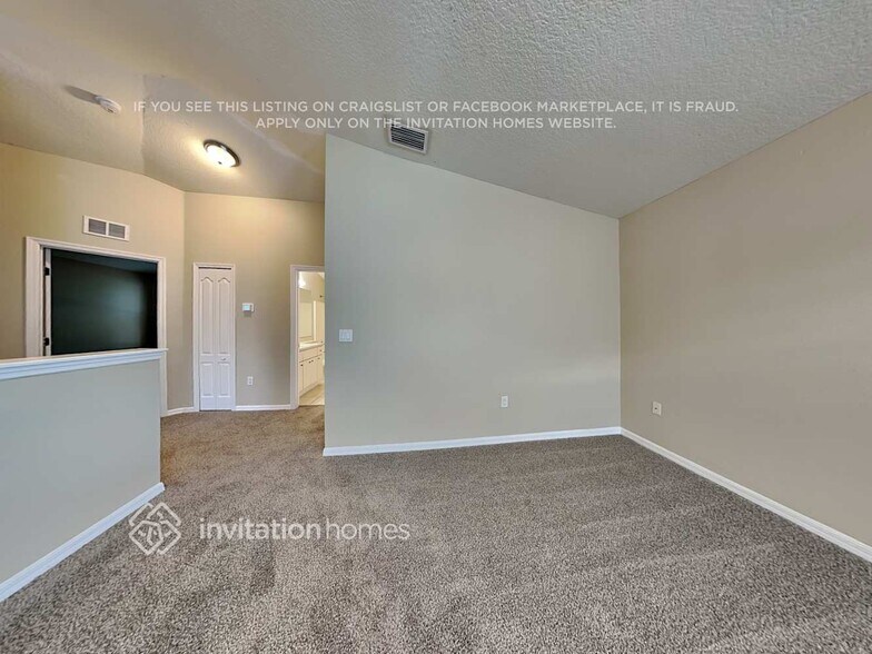Building Photo - 8525 Quarter Horse Dr