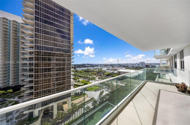 Building Photo - 9801 Collins Ave