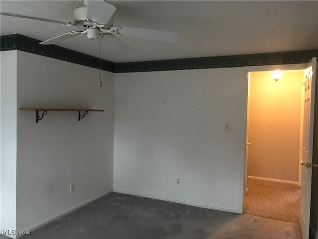 Building Photo - 33403 Cromwell Dr