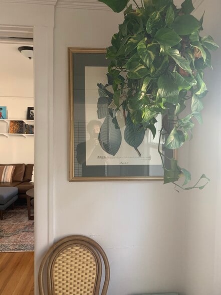 Building Photo - 4604 Lexington Ave