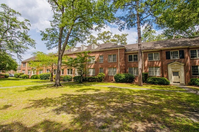 Building Photo - Bright & Modern Renovated 1-Bedroom Condo in Heathwood Court