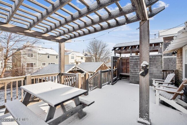 Building Photo - 54 Osborne Ave