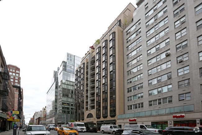 Building Photo - The Ventana