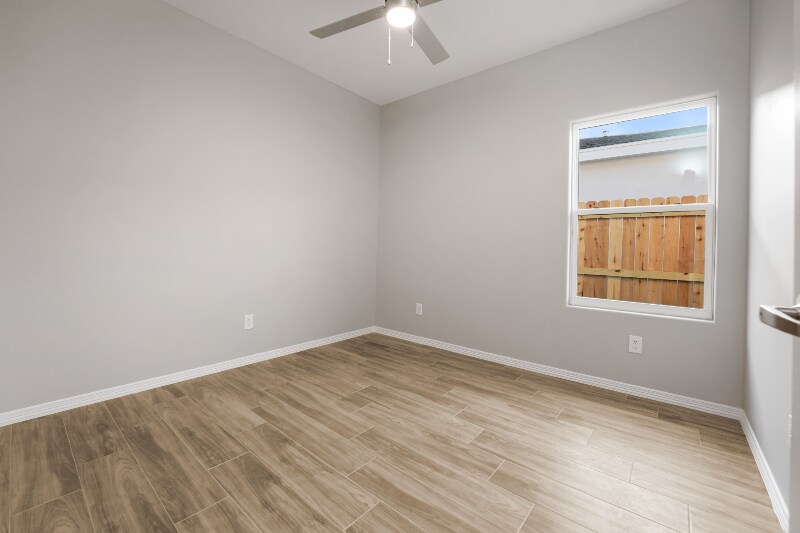 Building Photo - 4117 La Vista Ave