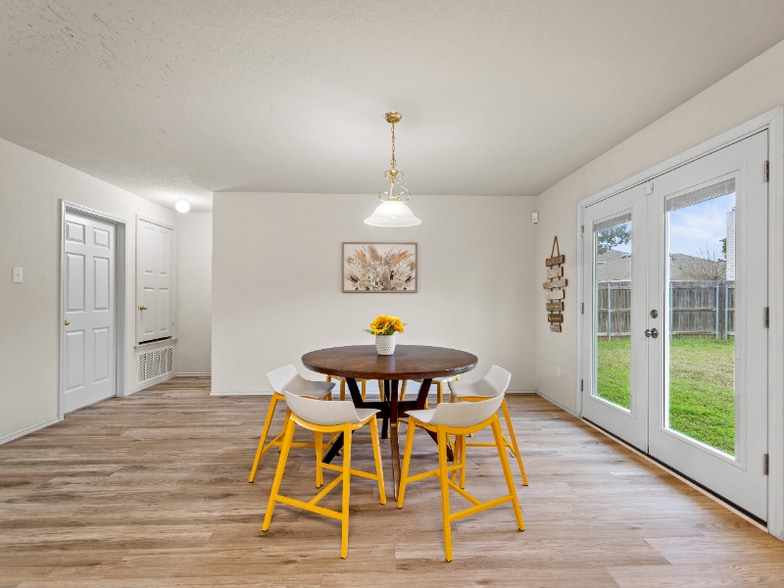 Building Photo - 2817 Maegen Cir