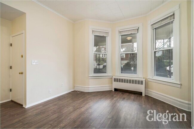 Building Photo - 71 Fowler Ave