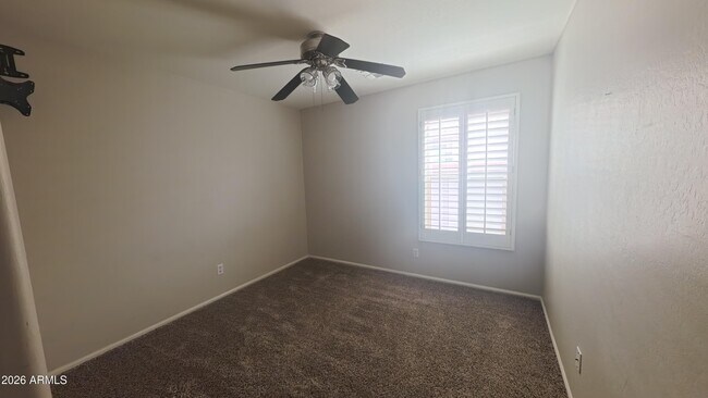 Building Photo - 16624 W Saguaro Ln