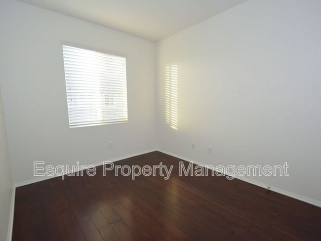 Building Photo - 320 Harbor Breeze Dr