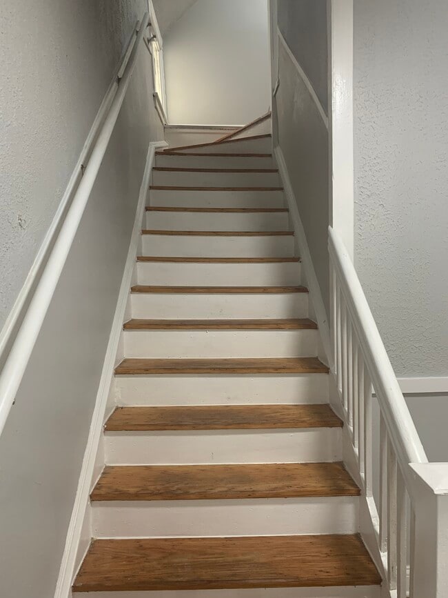 Building Photo - 7841 S Marquette Ave