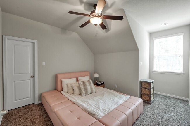 Building Photo - 409 Ridge Lake Scenic Dr