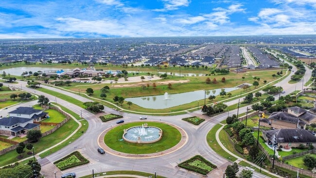 Building Photo - 3014 Jackmans Diamond