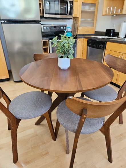 Building Photo - 24 Grand Ave