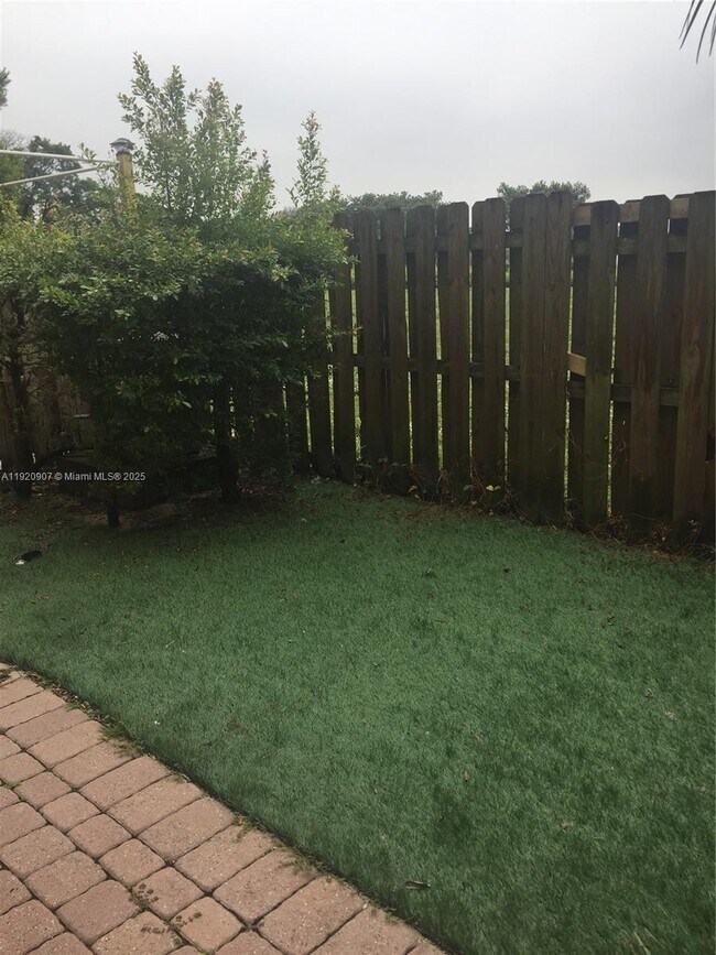 Building Photo - 10284 NW 30th Terrace