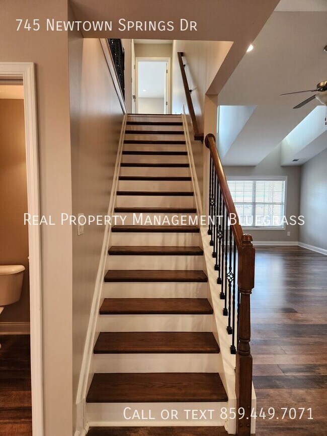 Building Photo - 745 Newtown Springs Dr