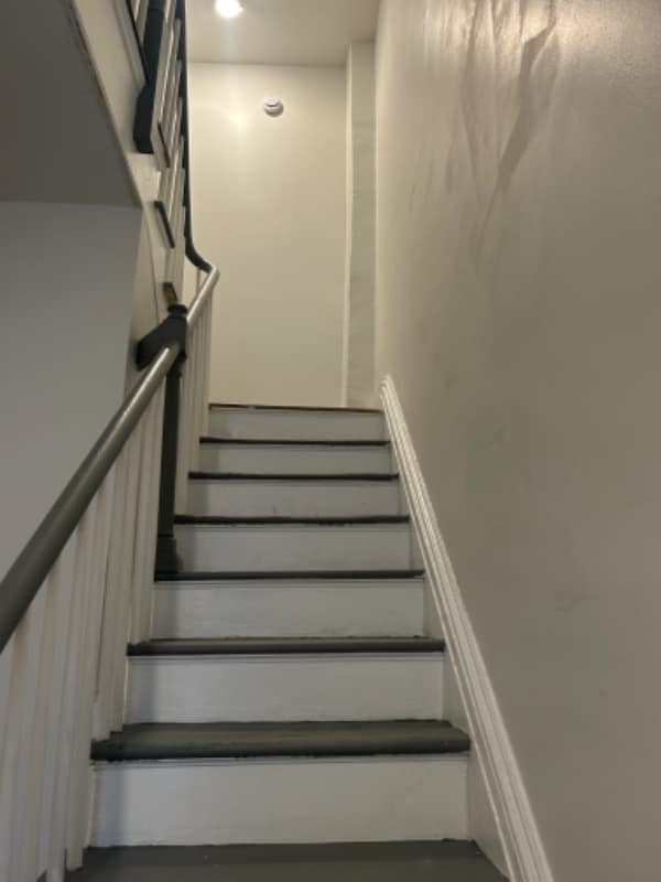 Building Photo - 346 Madison Ave