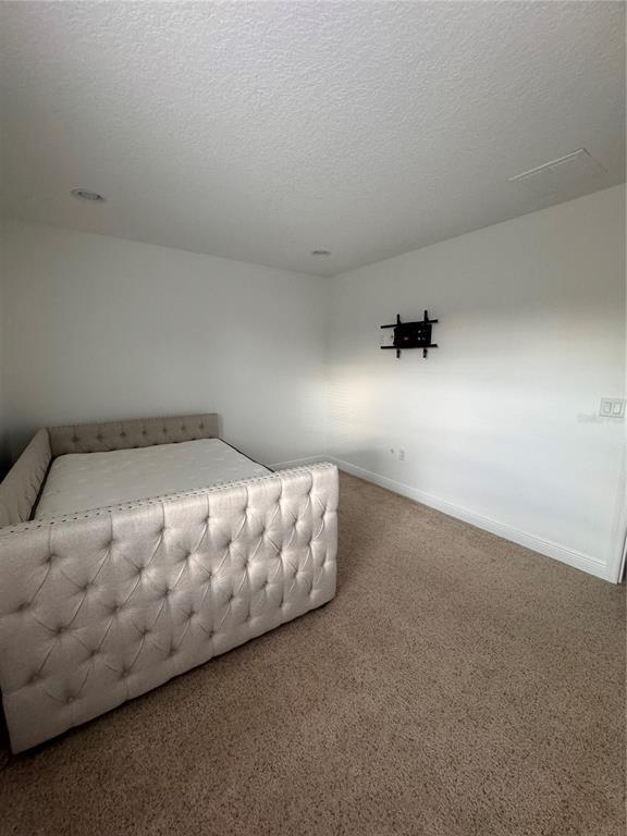 Building Photo - 11737 Verrazano Dr