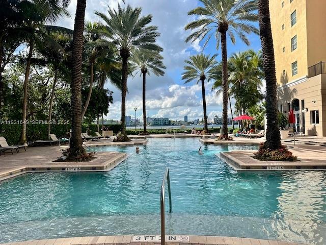 Building Photo - 17150 N Bay Rd