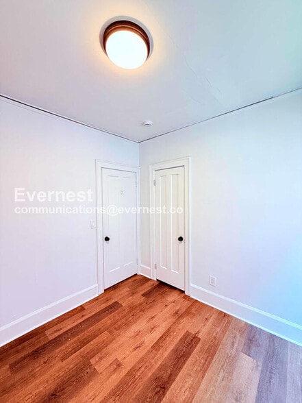 Building Photo - 3824 Tyler St