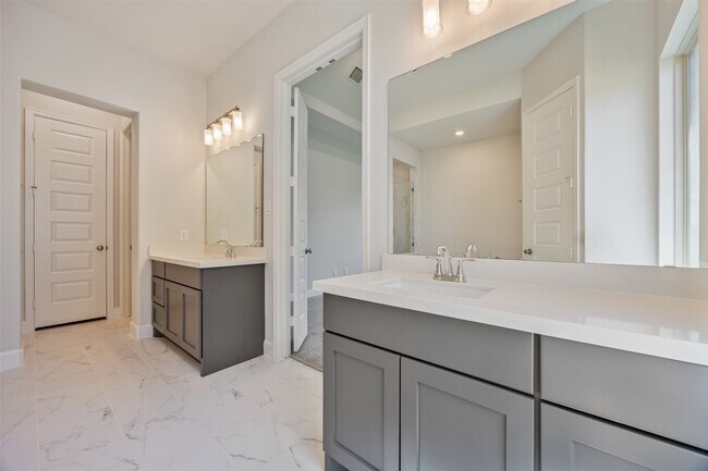 Building Photo - 26310 Meadow Bliss Wy