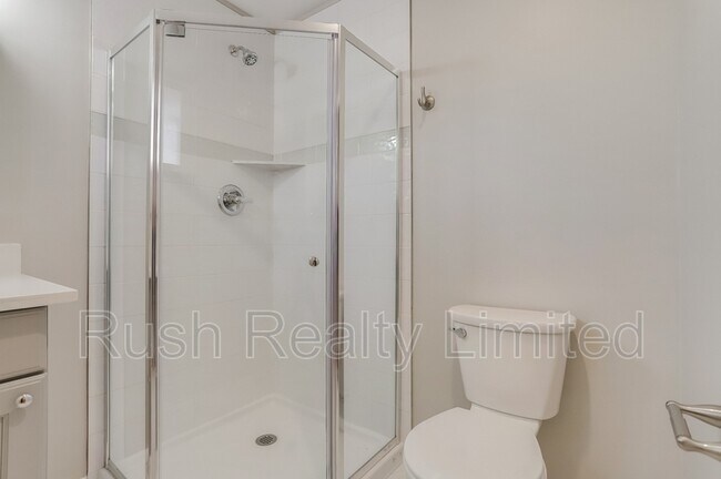 Building Photo - 4326 Raritan St