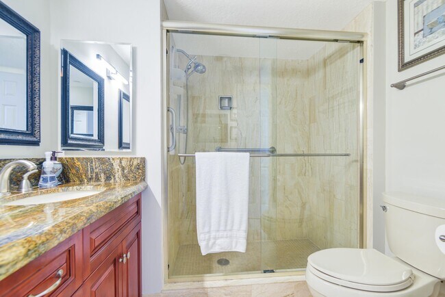 Building Photo - 500 S Ocean Blvd