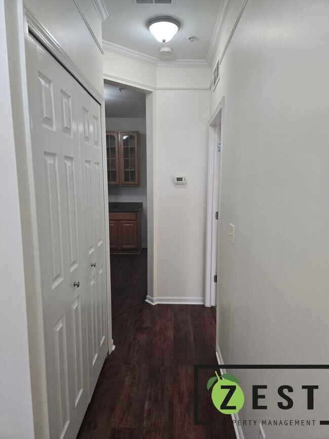 Building Photo - OPEN HOUSE- 5/6! 4PM-430PM! First floor 2 Bed 2 Bath Condo with tons of amenities!