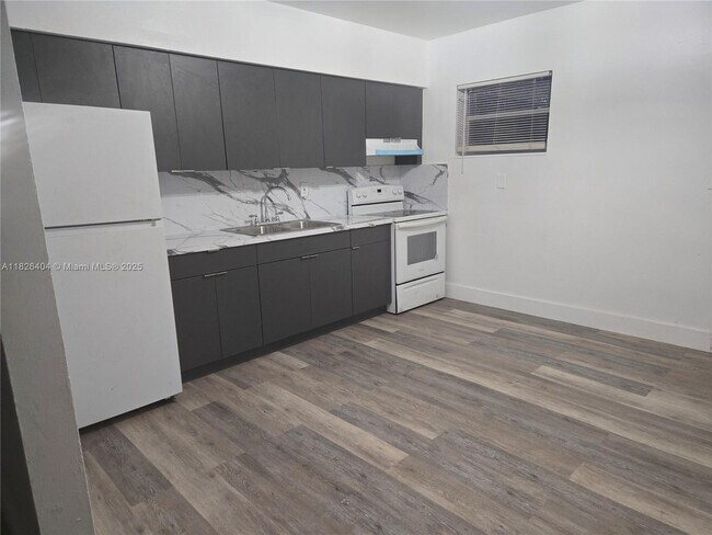 Building Photo - 2150 NW 93rd St