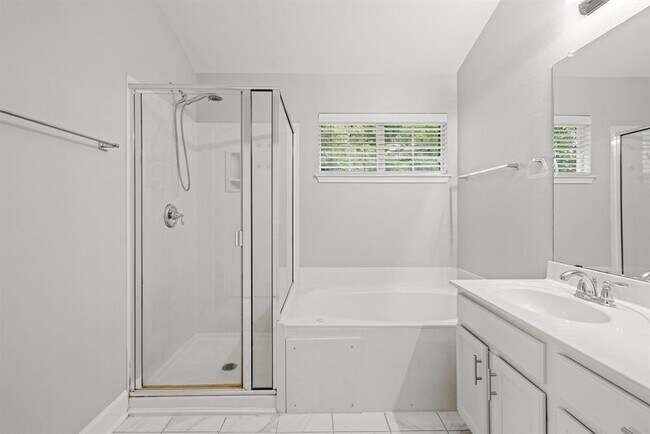 Building Photo - 14815 Avery Ranch Blvd