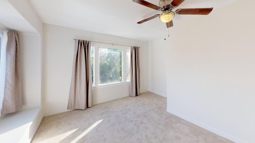 Building Photo - 4312 Manzanita Dr