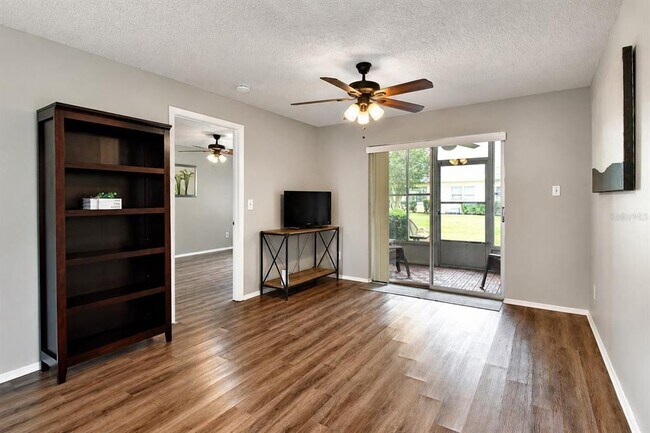 Building Photo - 3683 Trophy Blvd