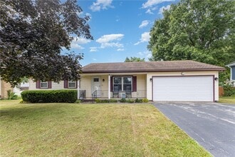 Building Photo - 62 Alger Dr