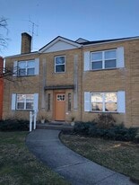 Building Photo - 3085 Glenmore Ave