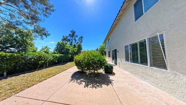 Building Photo - Welcome to your next dream home in Corona!