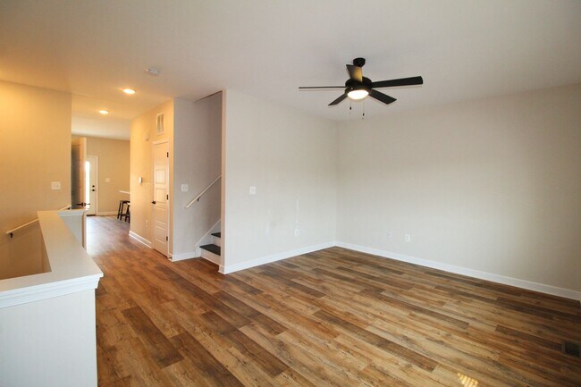 Building Photo - Spacious 4 Bedroom, 3.5 Bath Townhome with...