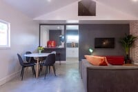 Building Photo - 11008 Mansel Ave