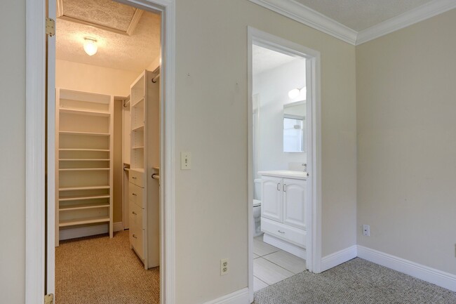 Building Photo - 1690 Seahouse St