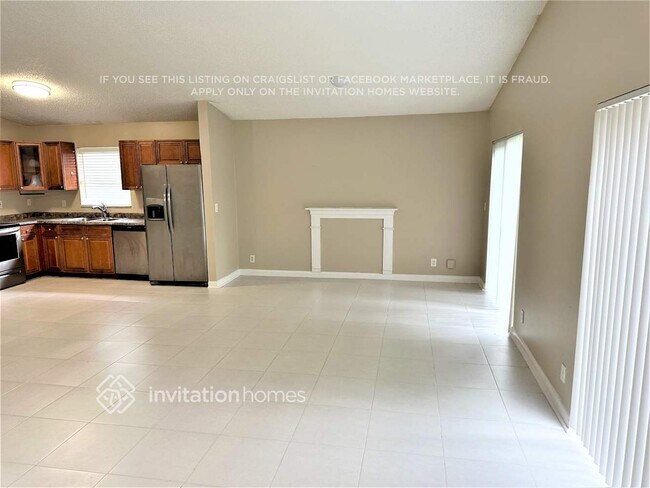 Building Photo - 1336 Waterway Cove Dr