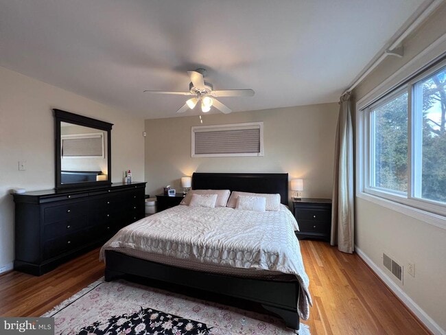 Building Photo - 6310 Carnegie Dr