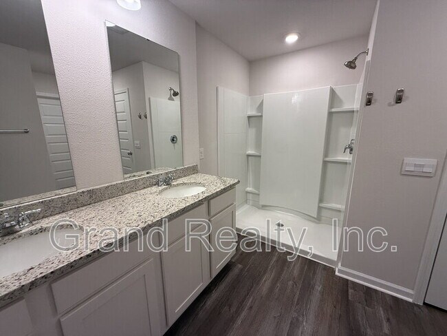 Building Photo - 7640 Gumbo Ave